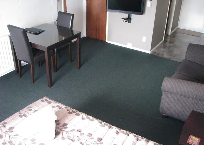 Greenview Motel 3*
